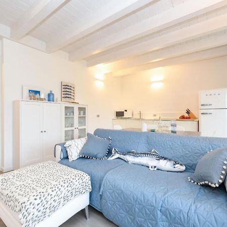 Borgo Gasparina Family Apartments Кастельнуово-дель-Гарда Екстер'єр фото
