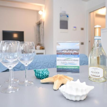 Borgo Gasparina Family Apartments Кастельнуово-дель-Гарда Екстер'єр фото