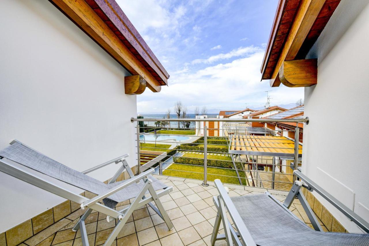 Borgo Gasparina Family Apartments Кастельнуово-дель-Гарда Екстер'єр фото