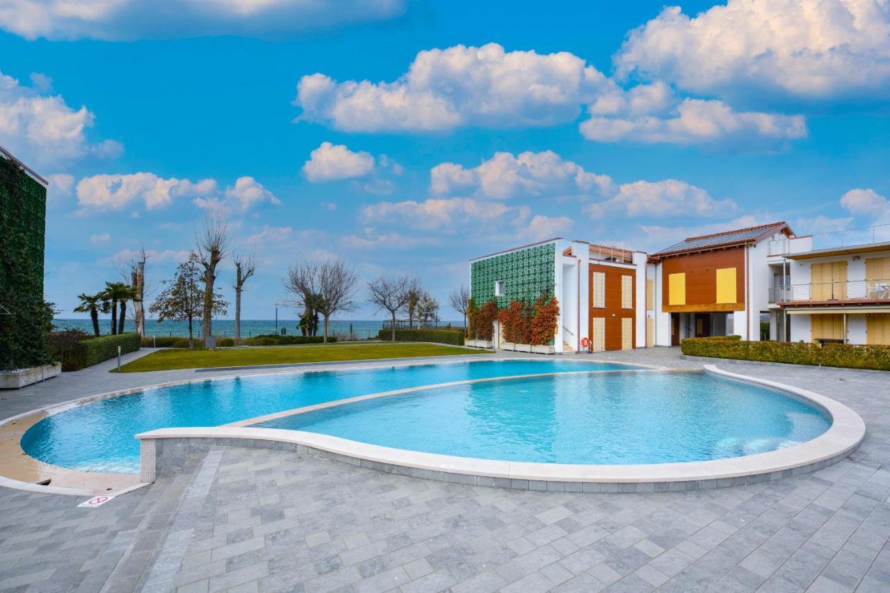 Borgo Gasparina Family Apartments Кастельнуово-дель-Гарда Екстер'єр фото