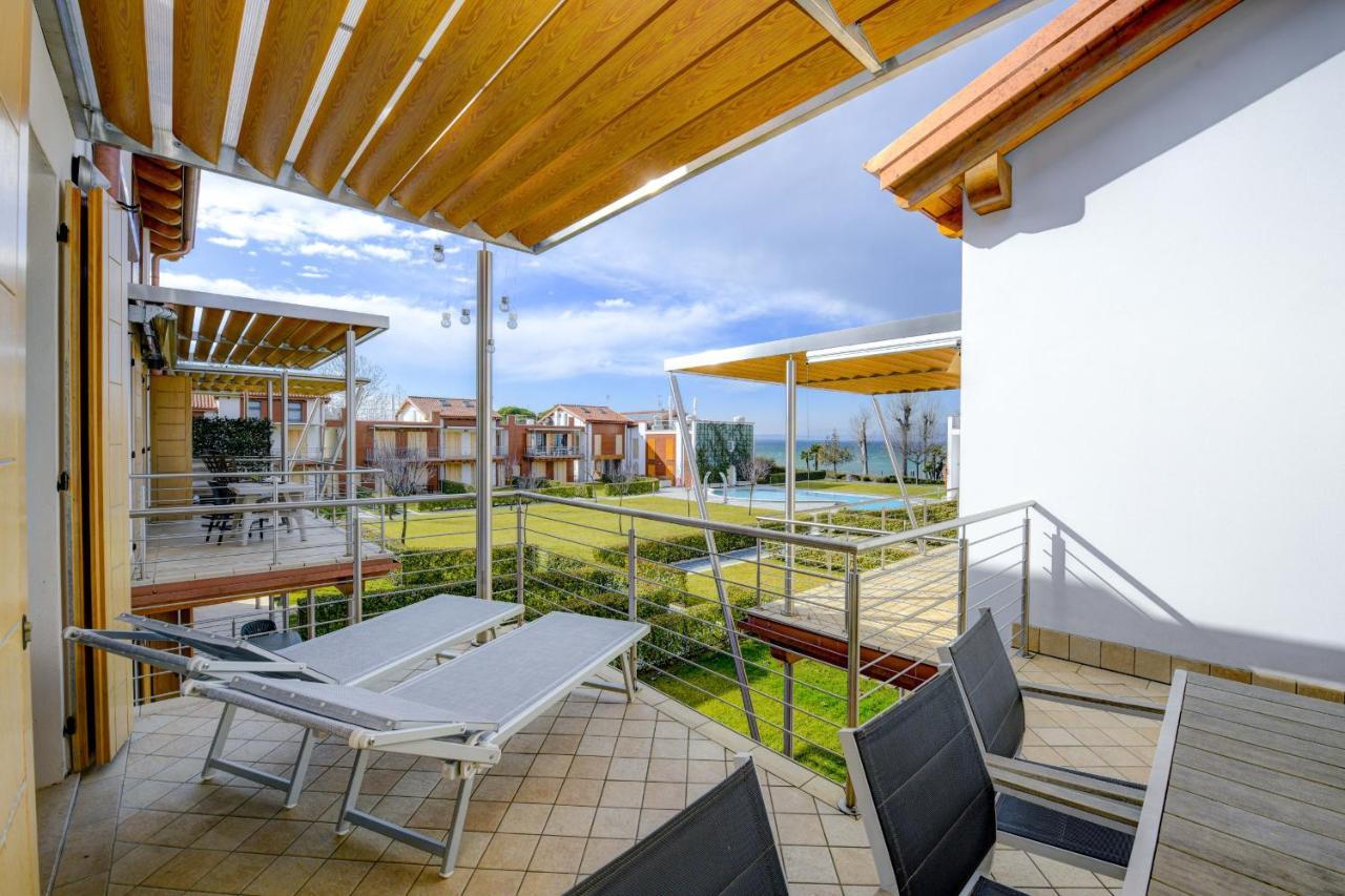 Borgo Gasparina Family Apartments Кастельнуово-дель-Гарда Екстер'єр фото