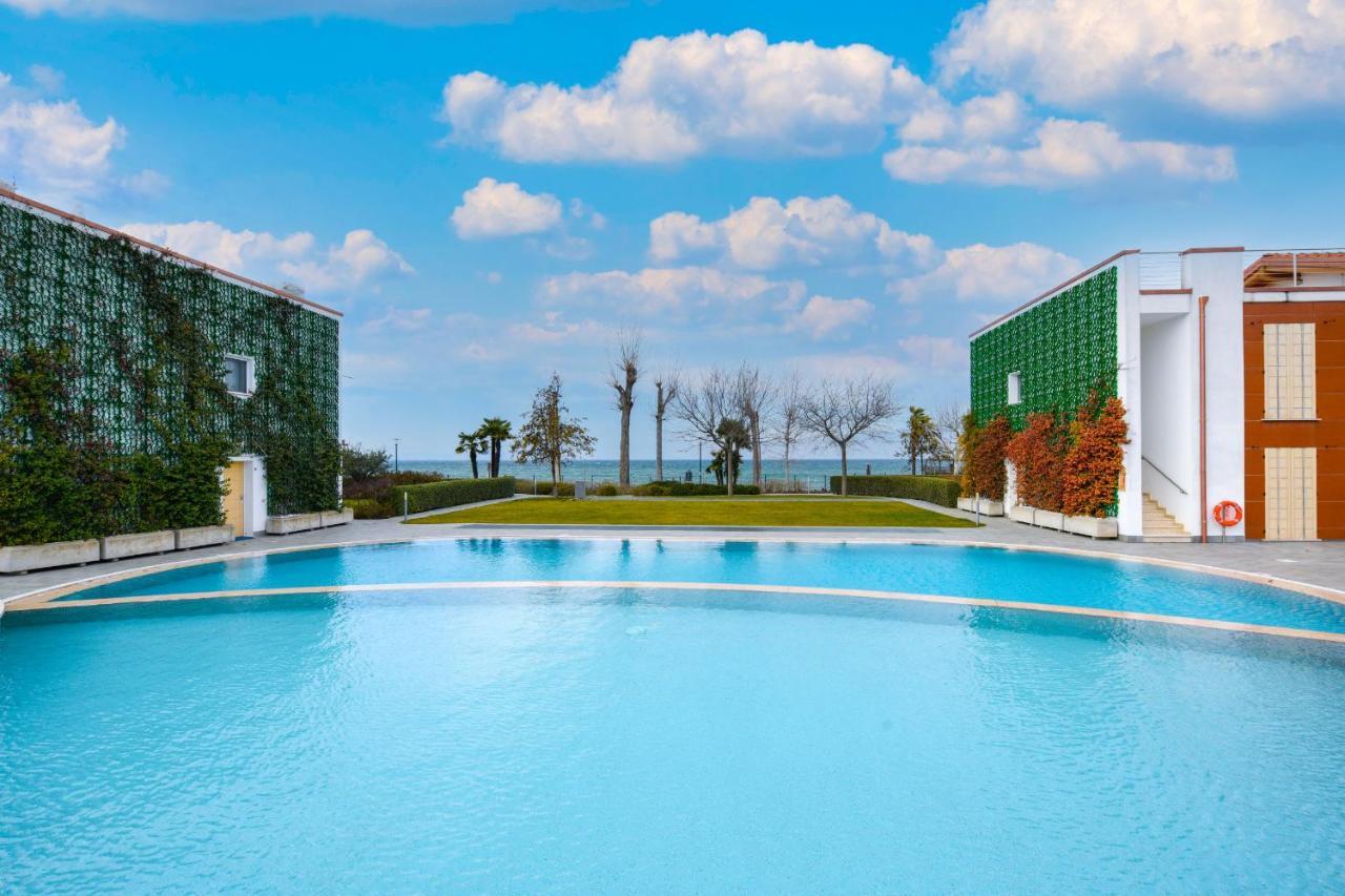 Borgo Gasparina Family Apartments Кастельнуово-дель-Гарда Екстер'єр фото