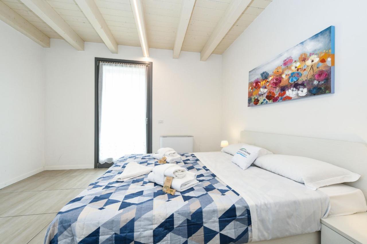 Borgo Gasparina Family Apartments Кастельнуово-дель-Гарда Екстер'єр фото