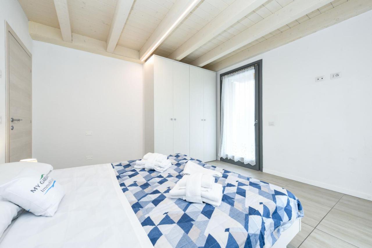 Borgo Gasparina Family Apartments Кастельнуово-дель-Гарда Екстер'єр фото